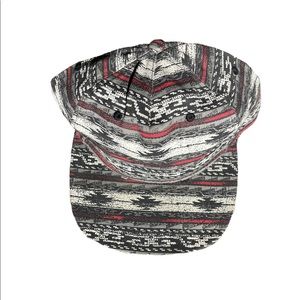VINTAGE VANS “OFF THE WALL” AZTEC SNAPBACK